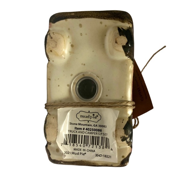 MUD PIE Christmas Red Truck with Tree Salt or Pepper Shaker ~ ONE SHAKER ONLY - Picture 7 of 8